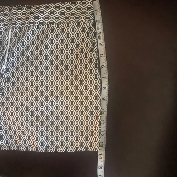 Joe Fresh black and white shorts Sz 10 - Picture 4 of 8